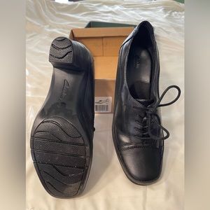 Clarks bendables. Very cute oxfords perfect with pants.